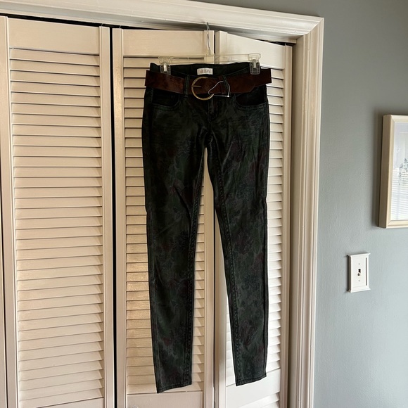 Delia’s Pants‎ SZ 1 NEW - Picture 1 of 6